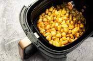 Air frying (Image via Pexels)